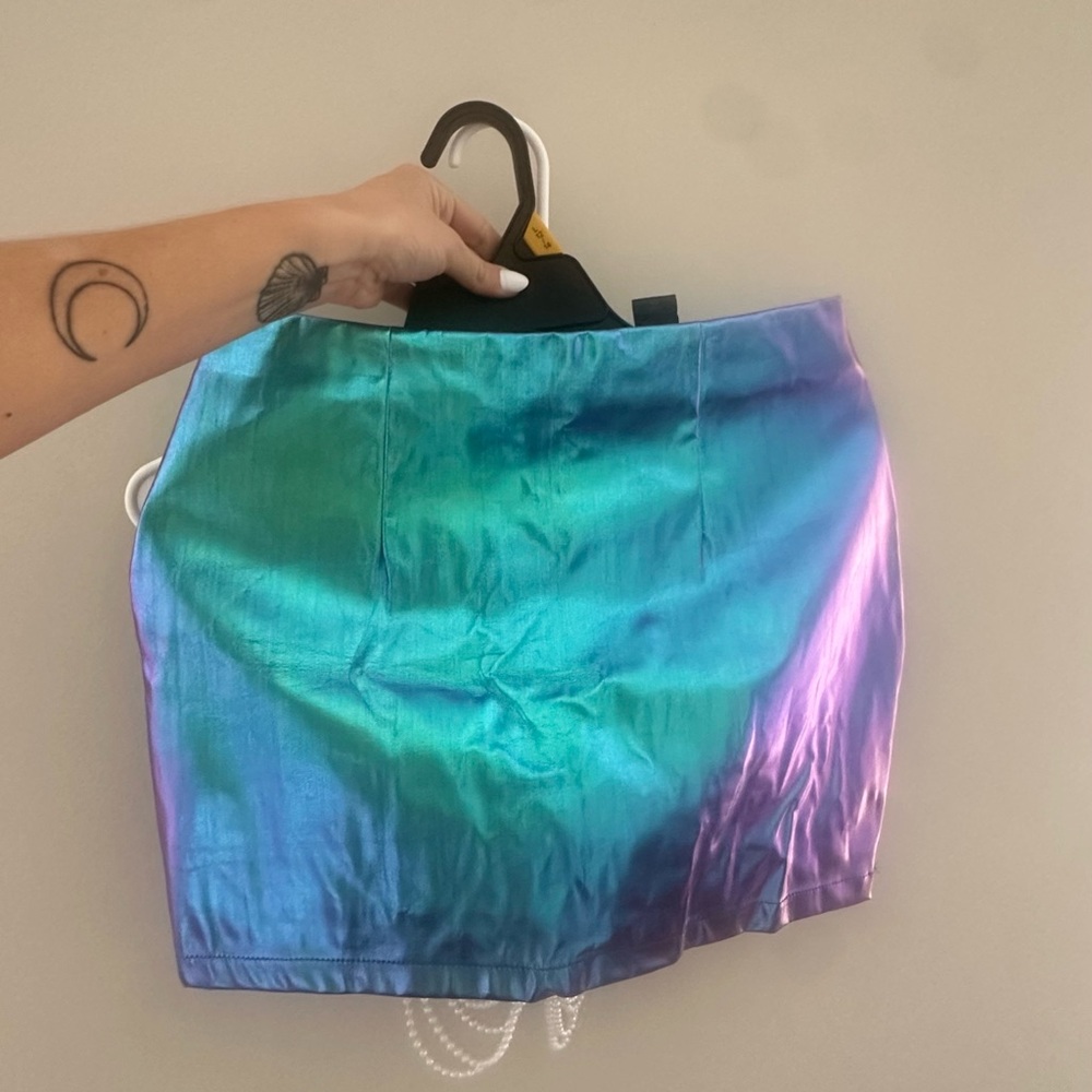 2x1 Windsor Mermaid Set Iridescent Teal to Purple Skirt w Pearls Bra